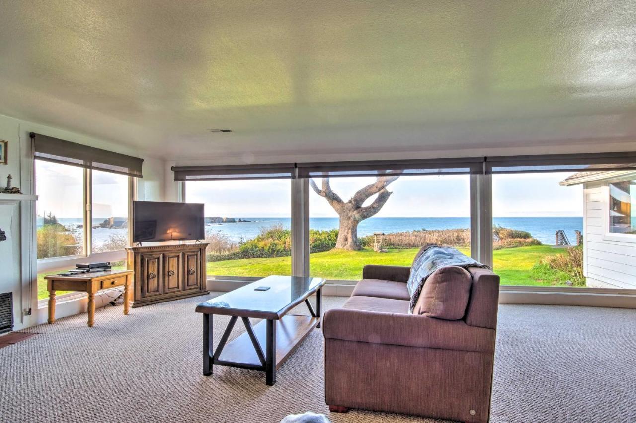 Cliffside Lighthouse Beach Home With Ocean View Coos Bay Eksteriør bilde