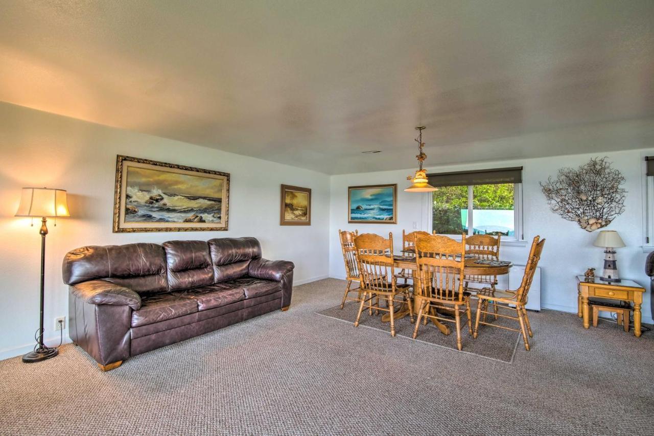 Cliffside Lighthouse Beach Home With Ocean View Coos Bay Eksteriør bilde