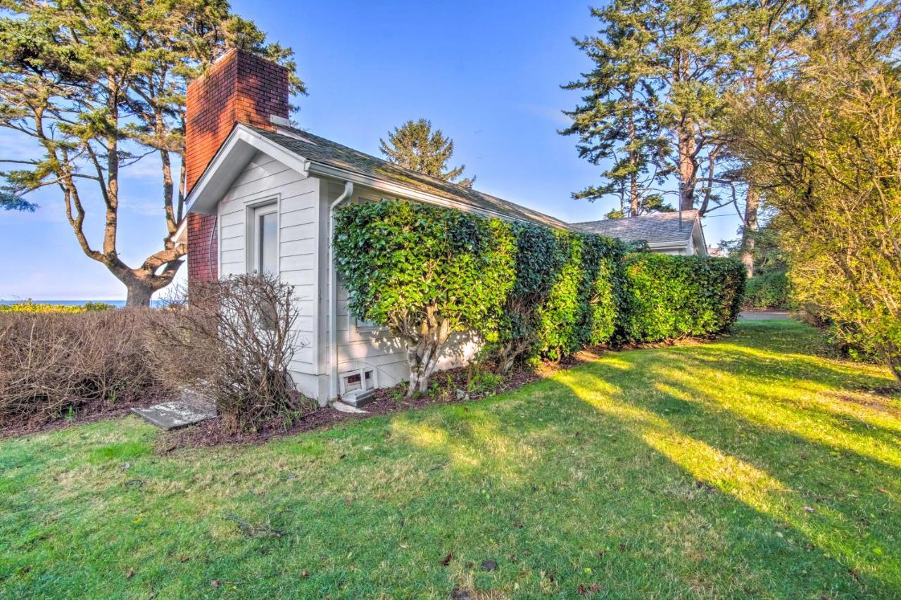Cliffside Lighthouse Beach Home With Ocean View Coos Bay Eksteriør bilde